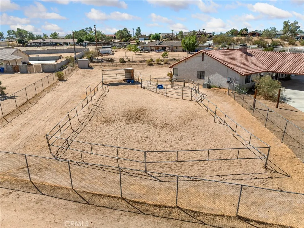 19030 19030 Lenca, Apple Valley, California 92307 home-pic-9