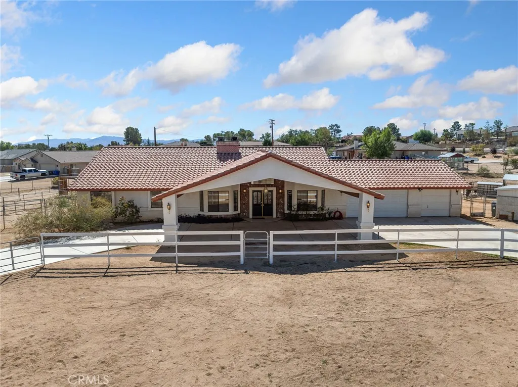 19030 19030 Lenca, Apple Valley, California 92307 home-pic-0