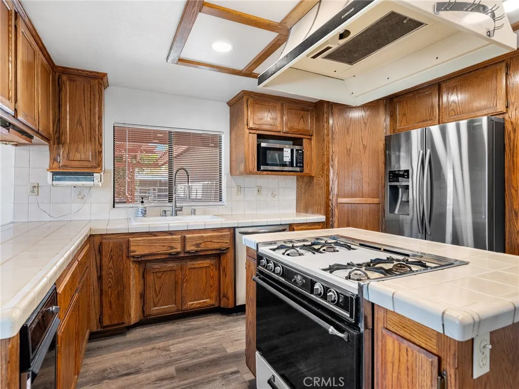 19030 19030 Lenca, Apple Valley, California 92307 home-pic-22