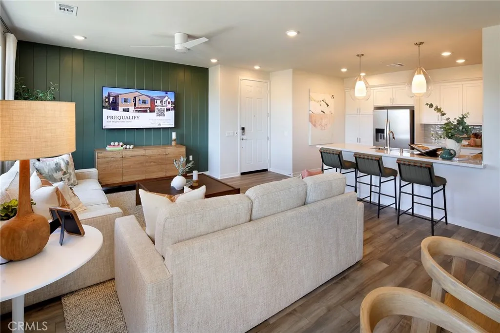 36144 Jaden Avenue 2605, Murrieta, California 92563 home-pic-20