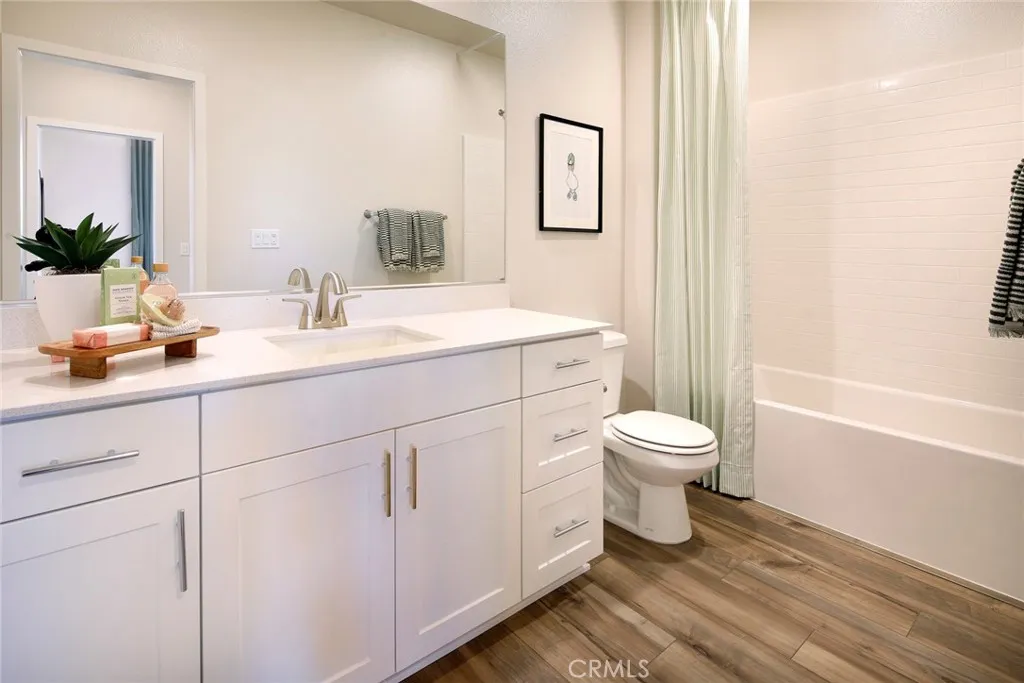 36144 Jaden Avenue 2605, Murrieta, California 92563 home-pic-8