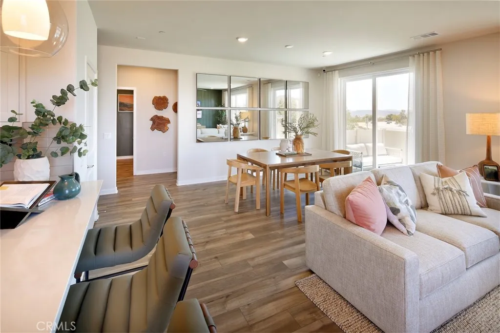 36144 Jaden Avenue 2605, Murrieta, California 92563 home-pic-13