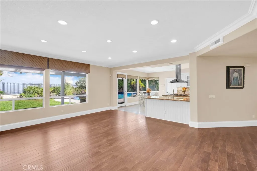 20033 E Skyline Dr, Walnut, California 91789 home-pic-16