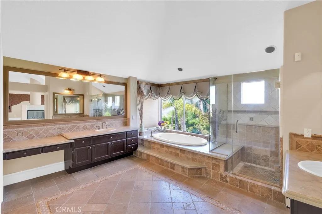 20033 E Skyline Dr, Walnut, California 91789 home-pic-29