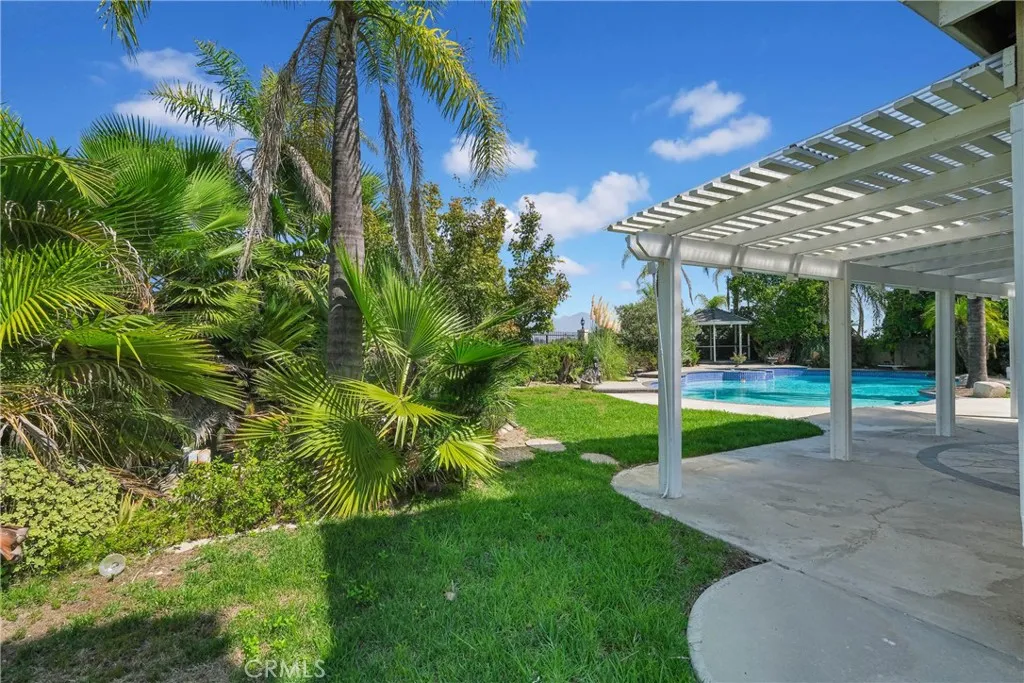 20033 E Skyline Dr, Walnut, California 91789 home-pic-43