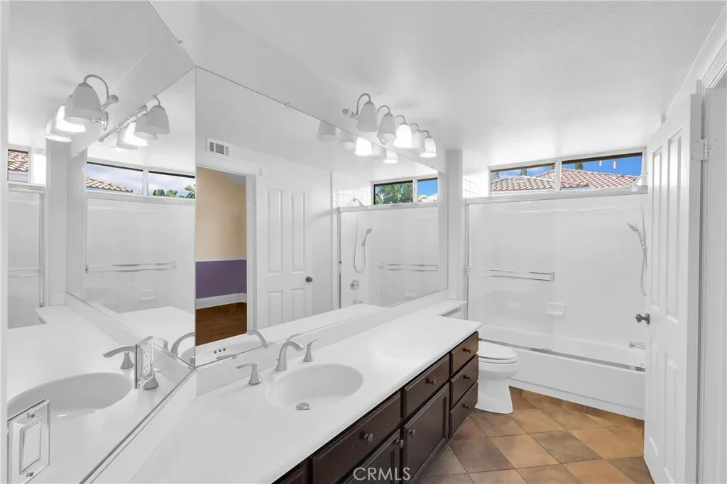 20033 E Skyline Dr, Walnut, California 91789 home-pic-35