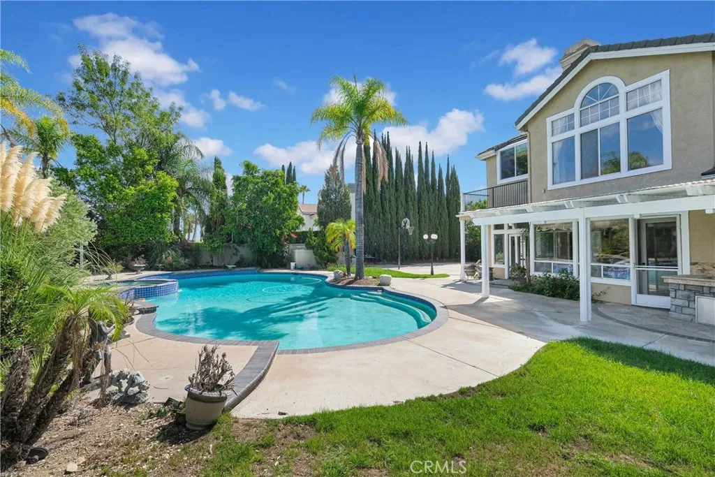 20033 E Skyline Dr, Walnut, California 91789 home-pic-47