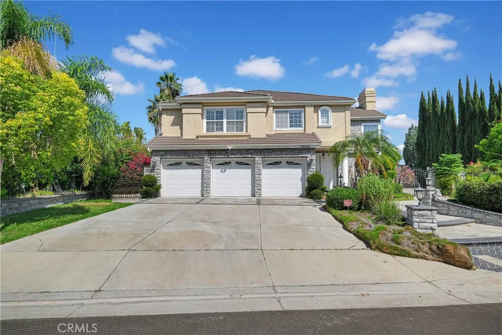 20033 E Skyline Dr, Walnut, California 91789 home-pic-0
