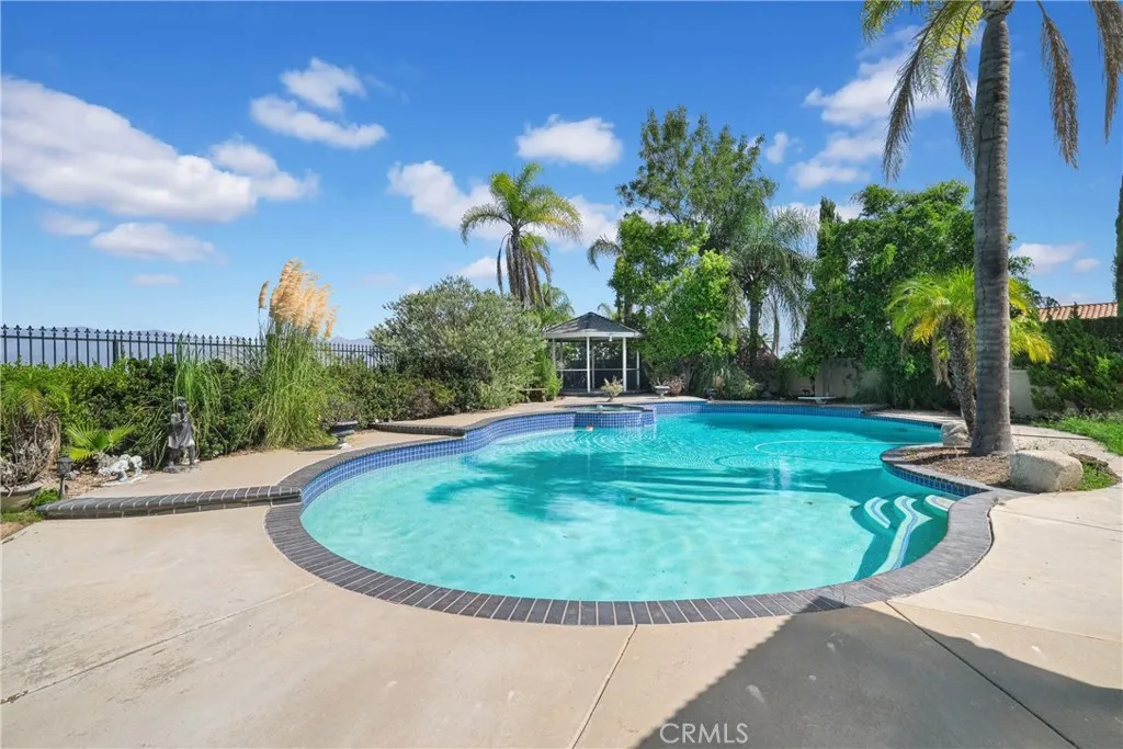 20033 E Skyline Dr, Walnut, California 91789 home-pic-46