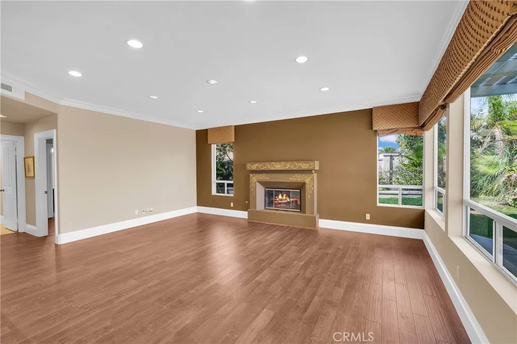 20033 E Skyline Dr, Walnut, California 91789 home-pic-17