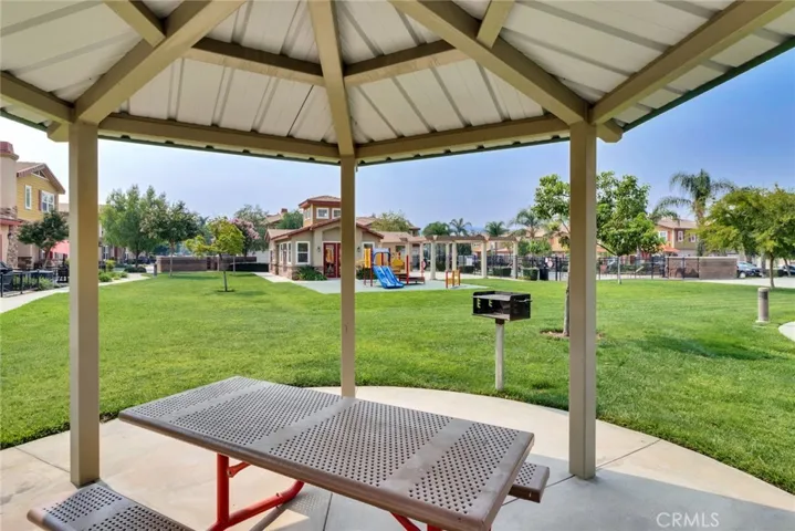 1510 Orange Avenue 101, Redlands, California 92373