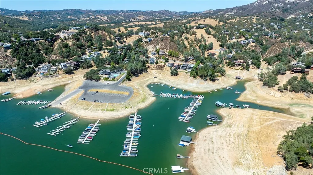 2347 Lakeview Drive, Lake Nacimiento, California 93426 home-pic-37