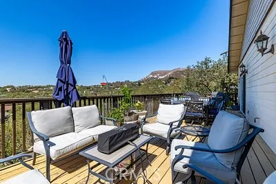 2347 Lakeview Drive, Lake Nacimiento, California 93426 home-pic-16