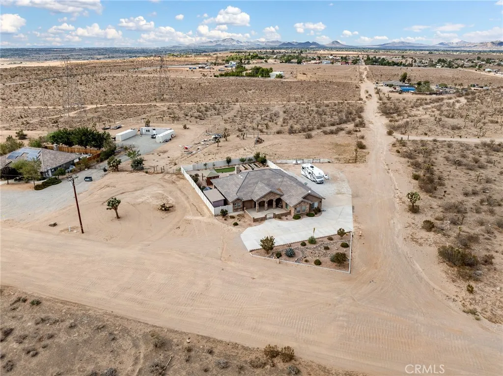 21080 Santa Rosa, Apple Valley, California 92308 home-pic-6