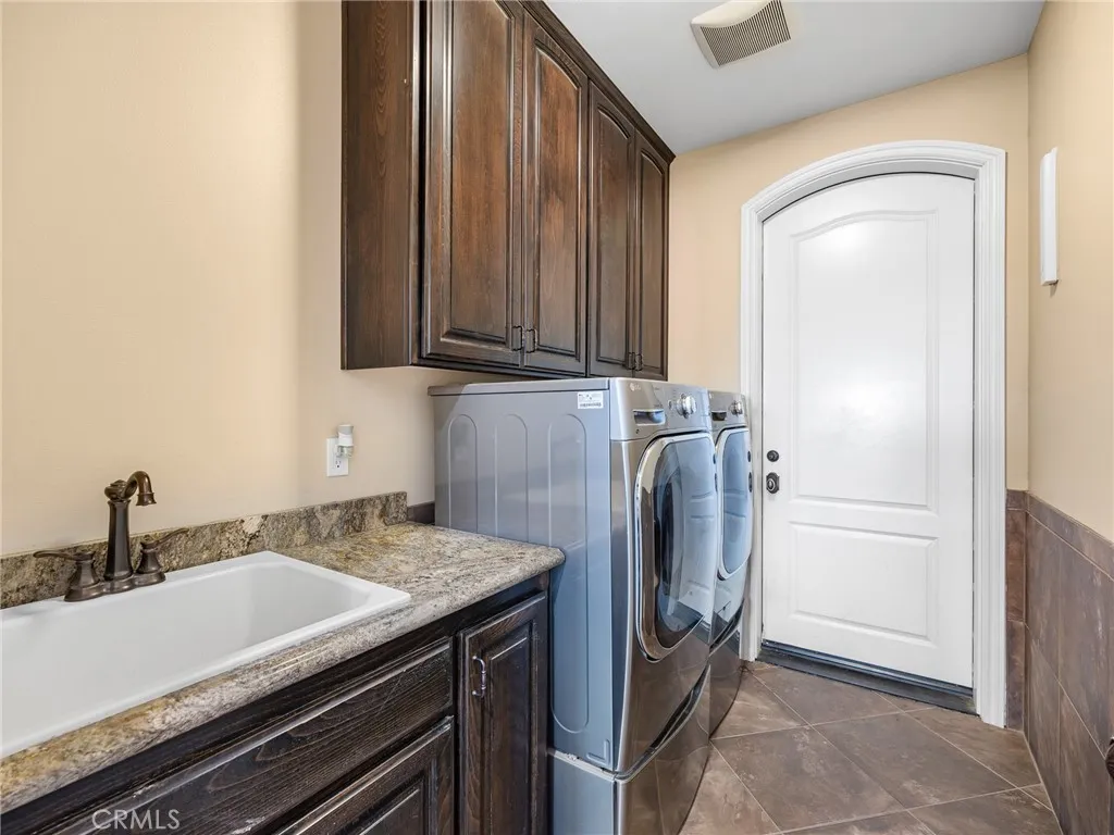 21080 Santa Rosa, Apple Valley, California 92308 home-pic-20