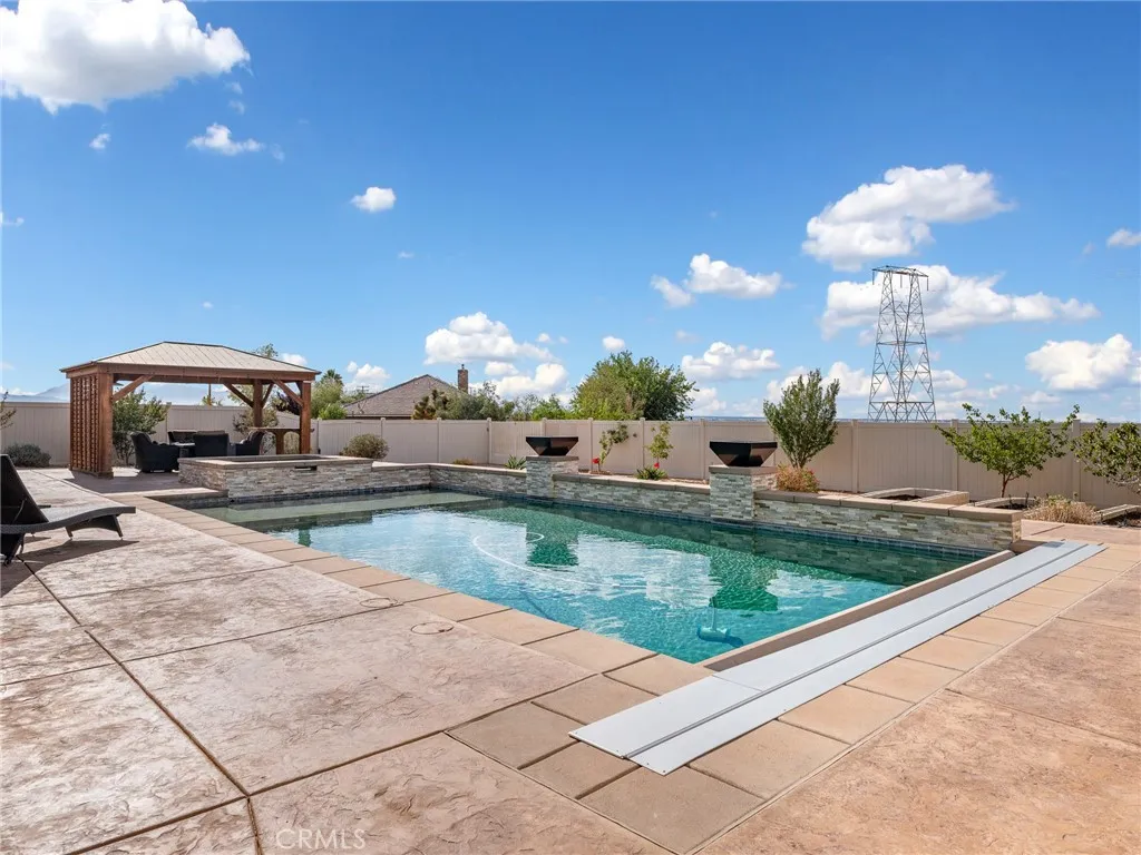 21080 Santa Rosa, Apple Valley, California 92308 home-pic-40