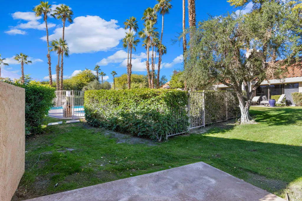 308 Forest Hills Drive, Rancho Mirage, California 92270 home-pic-24