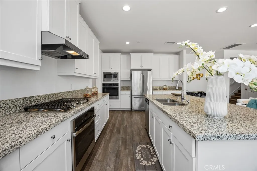 14016 Cavallano Court, Beaumont, California 92223 home-pic-11