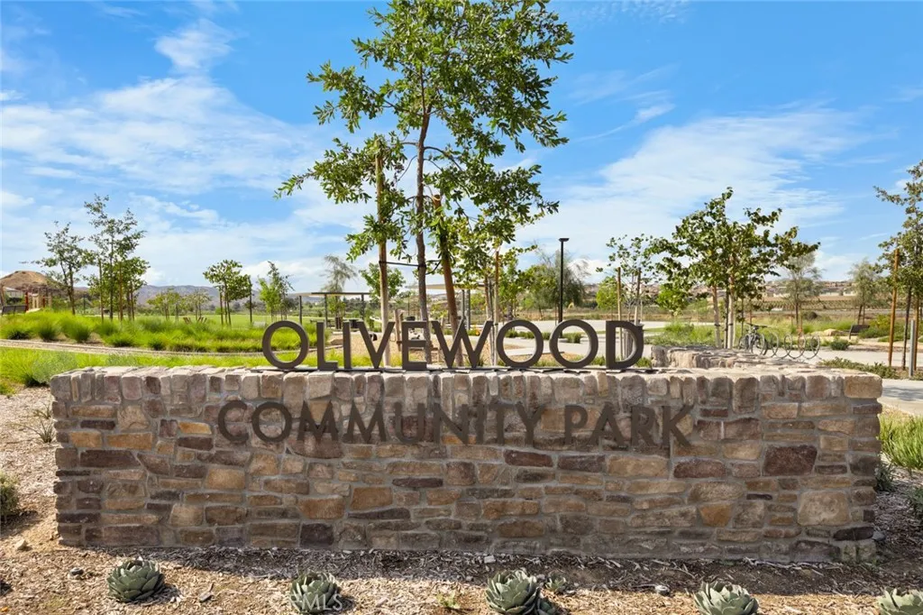 14016 Cavallano Court, Beaumont, California 92223 home-pic-32