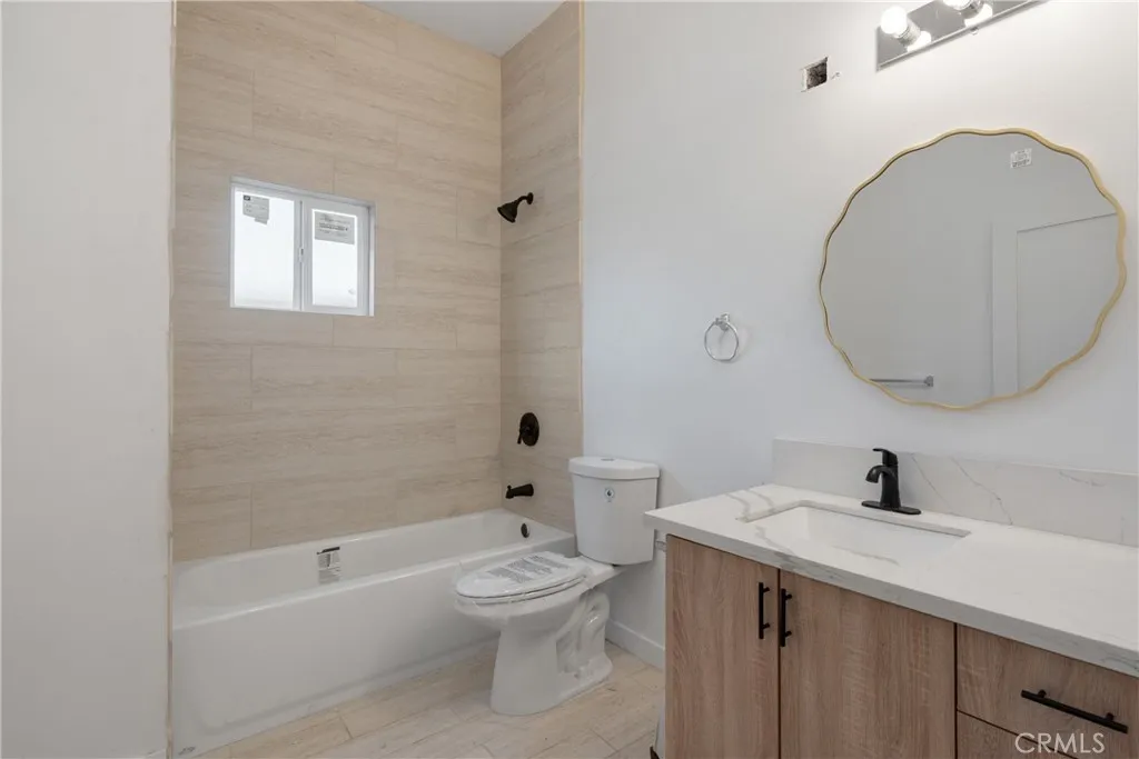 3929 3929 Brighton, Los Angeles, California 90062 home-pic-19