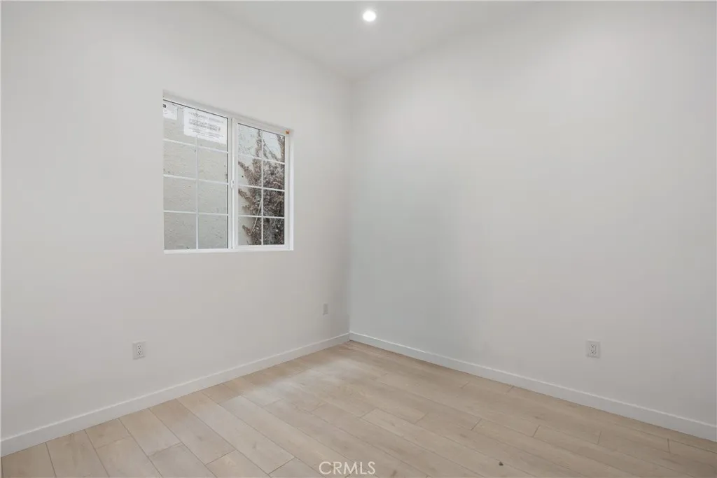 3929 3929 Brighton, Los Angeles, California 90062 home-pic-22