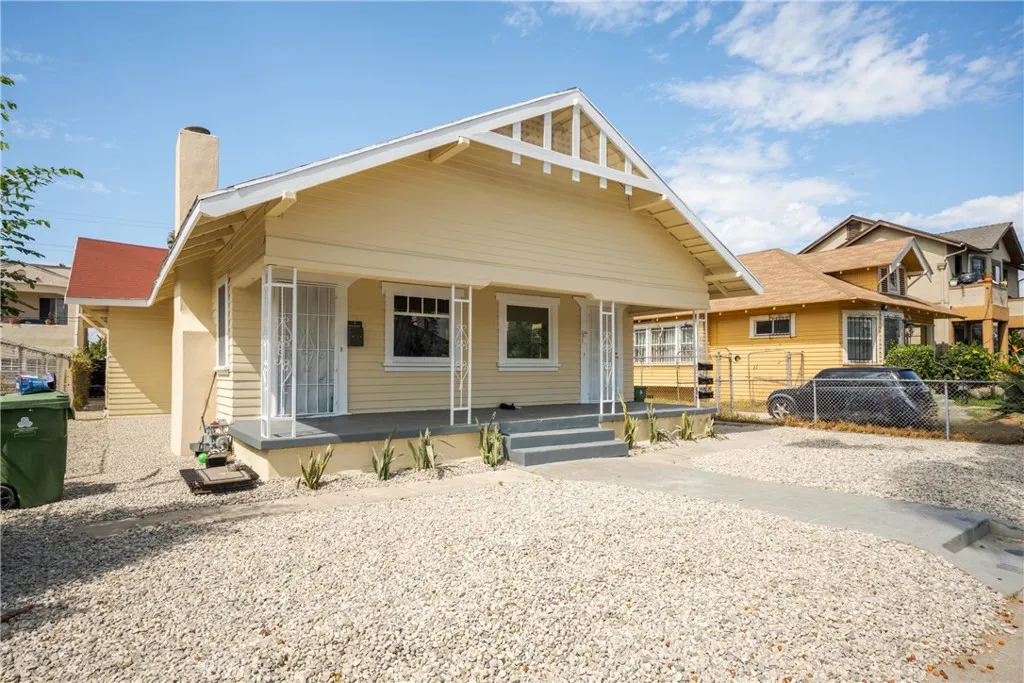 3929 3929 Brighton, Los Angeles, California 90062 home-pic-2