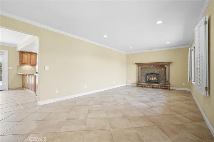 2545 Ocotillo Avenue, Santa Maria, California 93455