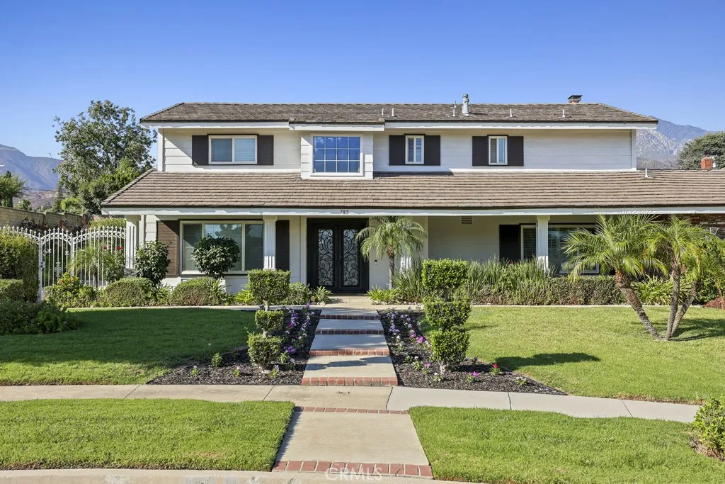 785 785 W Dalton, Upland, California 91784 home-pic-4