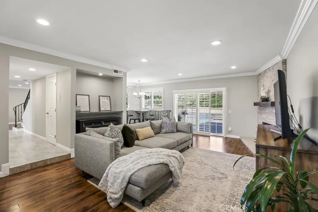 785 785 W Dalton, Upland, California 91784 home-pic-23