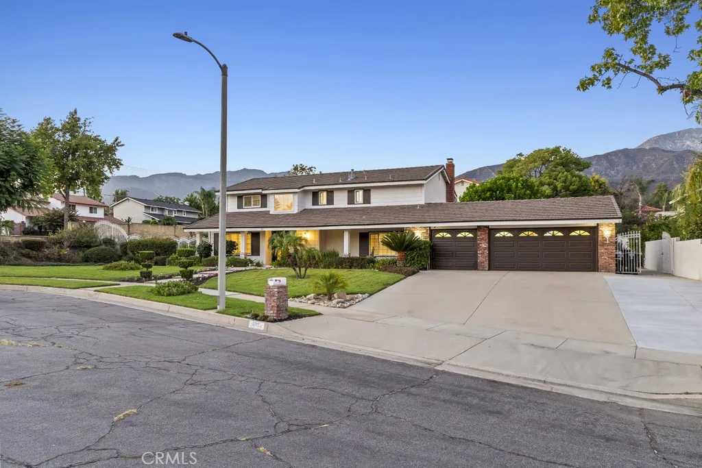 785 785 W Dalton, Upland, California 91784 home-pic-1