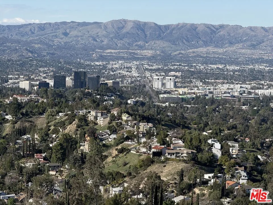 Views of the Valley!