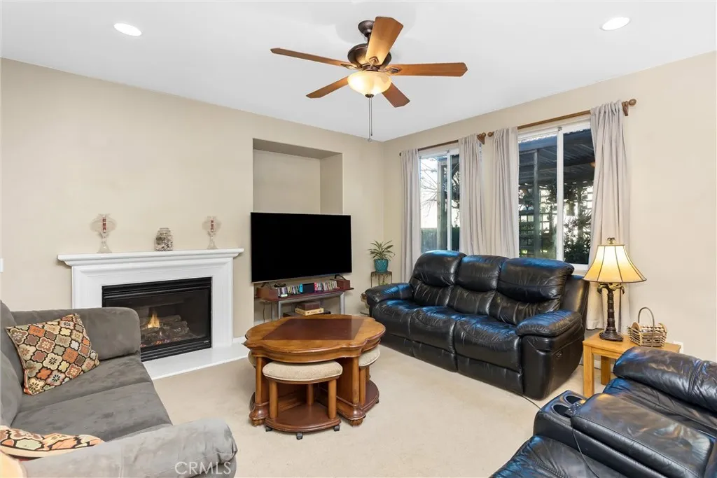 34334 Devlin Drive, Beaumont, California 92223 home-pic-14