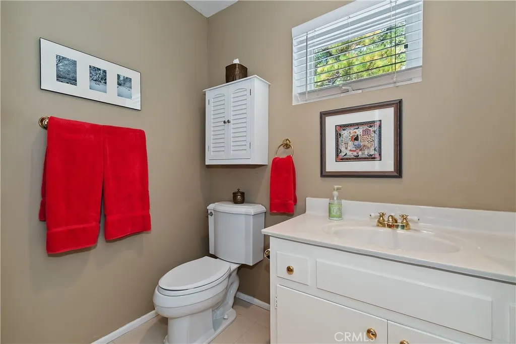 1107 St. Bernard Way, Lake Arrowhead, California 92352 home-pic-15