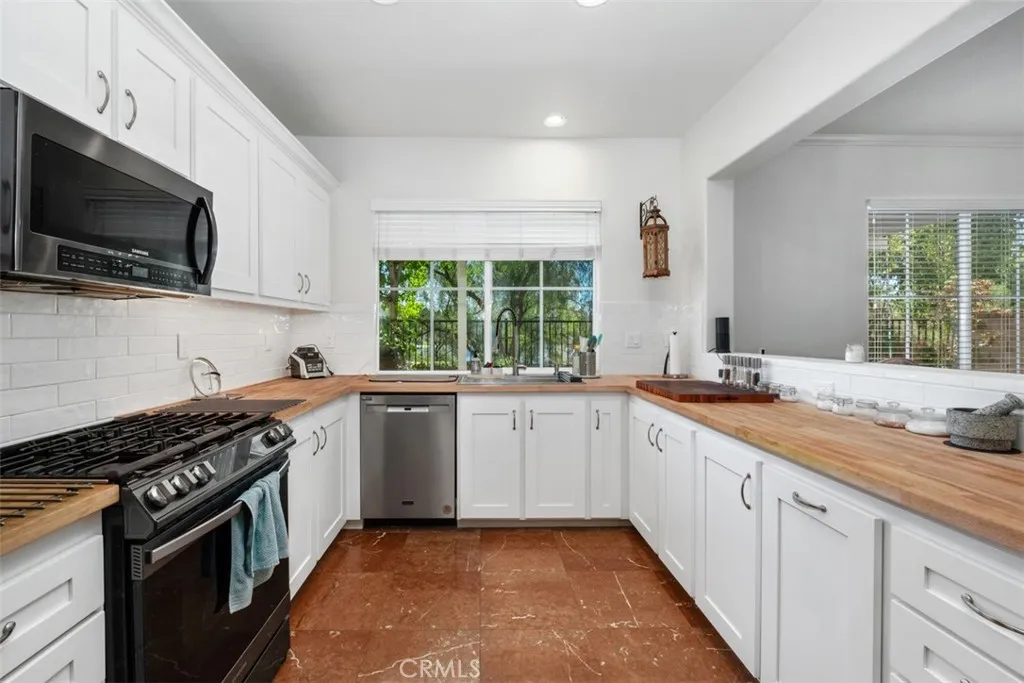 62 Sienna Ridge, Mission Viejo, California 92692 home-pic-1