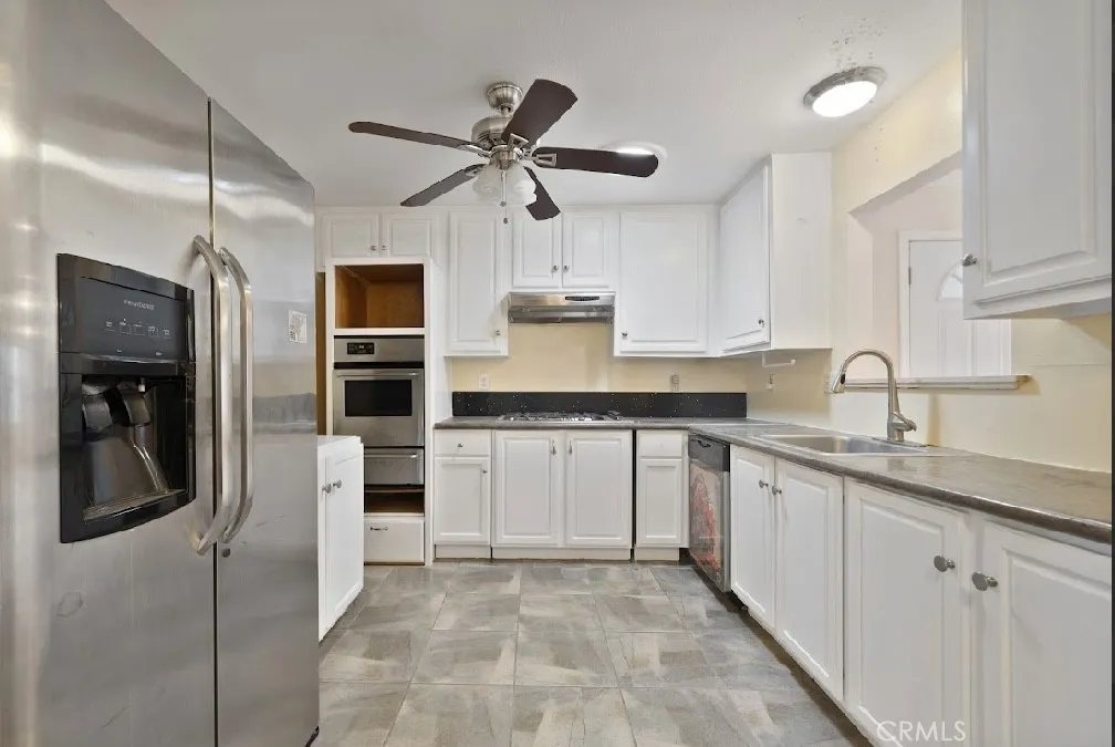 11020 Viento Place, Apple Valley, California 92308 home-pic-15