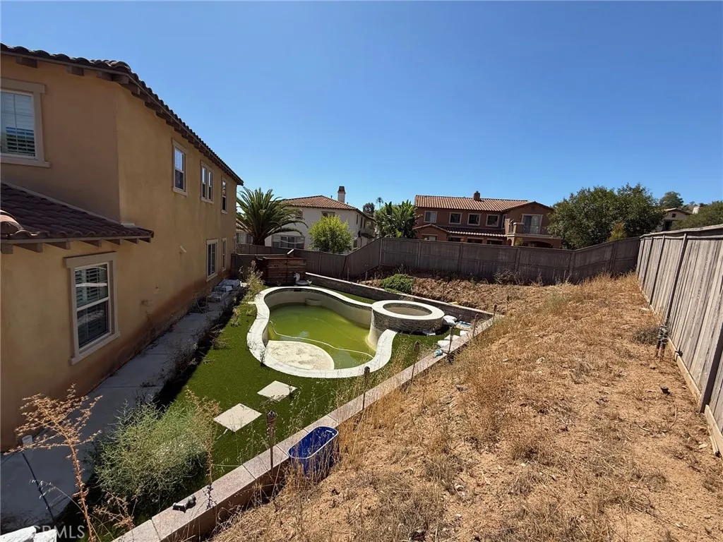 770 770 Sungold, Escondido, California 92027 home-pic-2