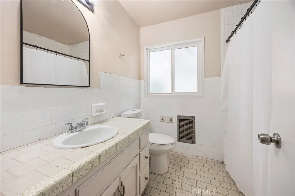 740 740 Albee, Montebello, California 90640 home-pic-14