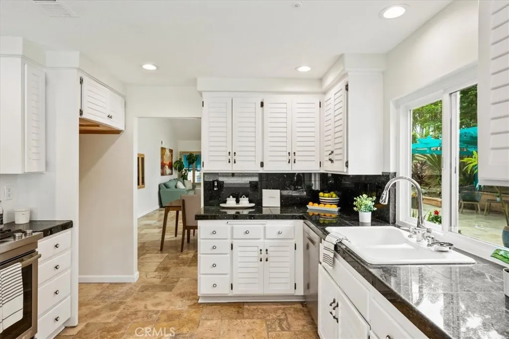 25511 Palermo Way, Yorba Linda, California 92887 home-pic-16
