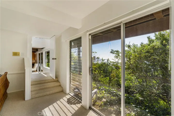 481 Dartmoor Street, Laguna Beach, California 92651