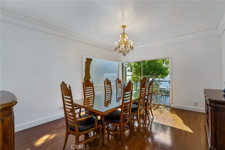 481 Dartmoor Street, Laguna Beach, California 92651