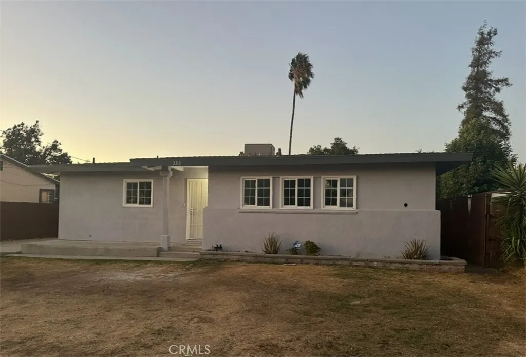 332 E Rosewood, Rialto, California 92376 home-pic-0
