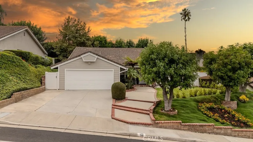 581 S Paseo Carmel, Anaheim Hills, California 92807