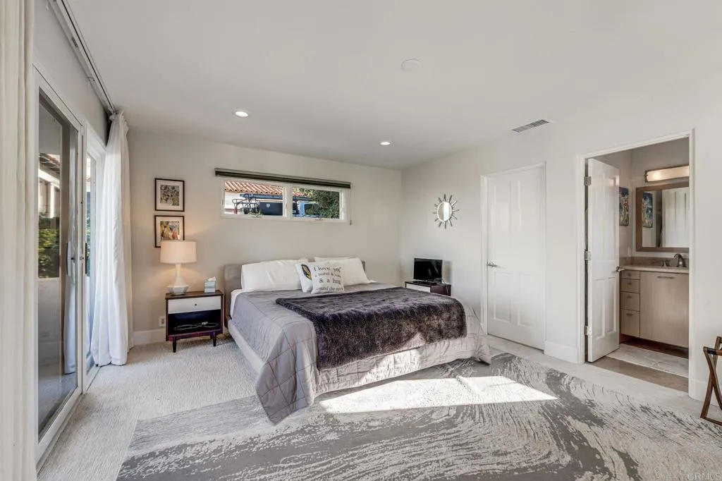 1904 Via Casa Alta, La Jolla, California 92037 home-pic-59