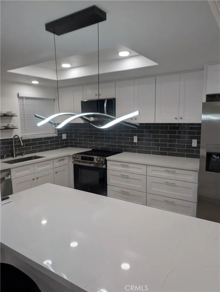 2296 Via Puerta B, Laguna Woods, California 92637 home-pic-14