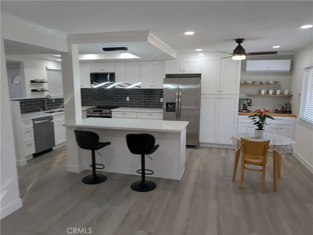 2296 Via Puerta B, Laguna Woods, California 92637 home-pic-0