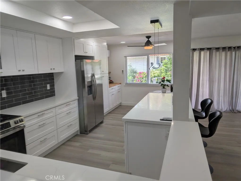 2296 Via Puerta B, Laguna Woods, California 92637 home-pic-4