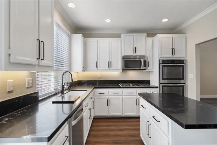 24035 Orleans Lane, Murrieta, California 92562