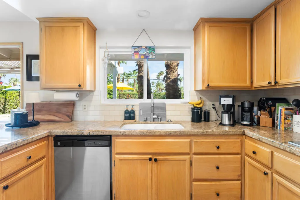 74596 Pepper Tree Drive, Palm Desert, California 92260 home-pic-23