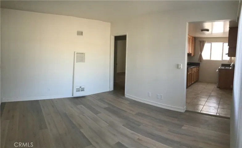 7906 S San Pedro Street, Los Angeles, California 90003