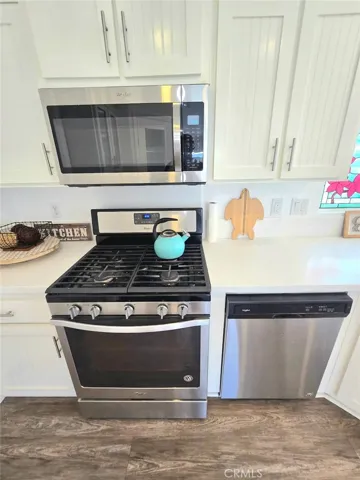 Stainless/Kitchen